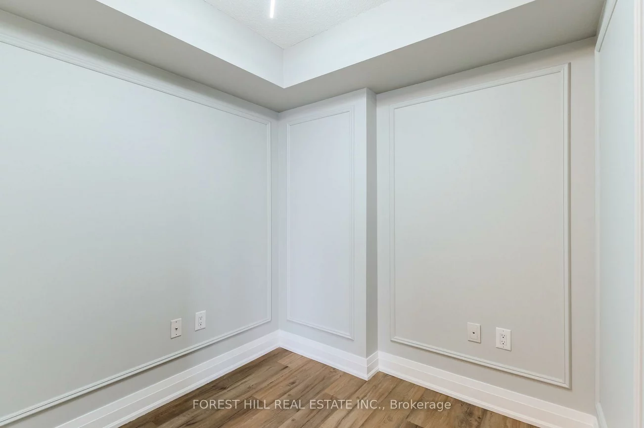 830, Lawrence, Yorkdale-Glen Park, Toronto