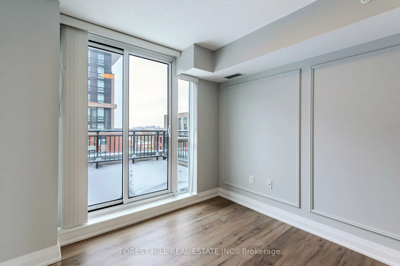 830, Lawrence, Yorkdale-Glen Park, Toronto