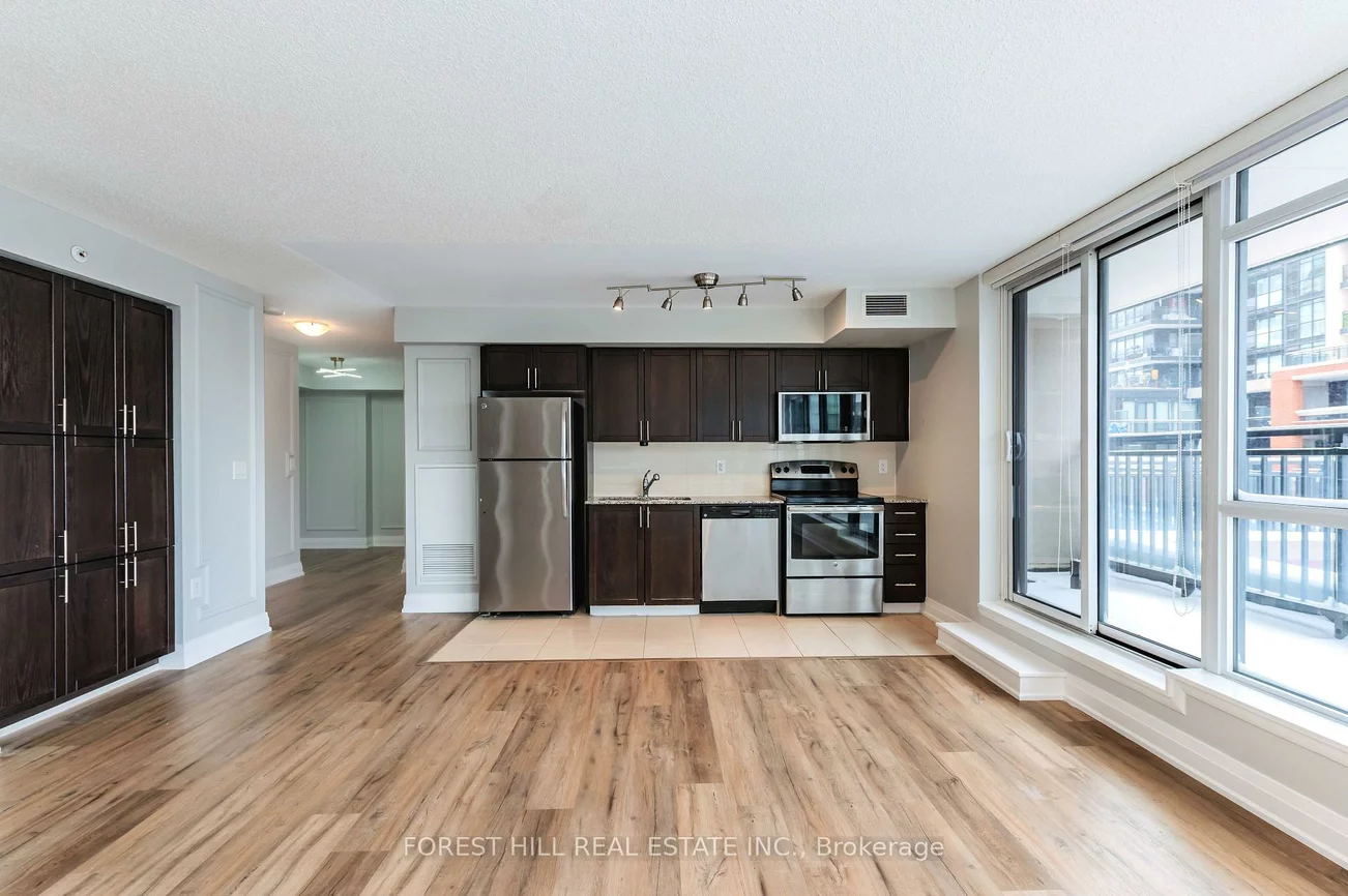 830, Lawrence, Yorkdale-Glen Park, Toronto