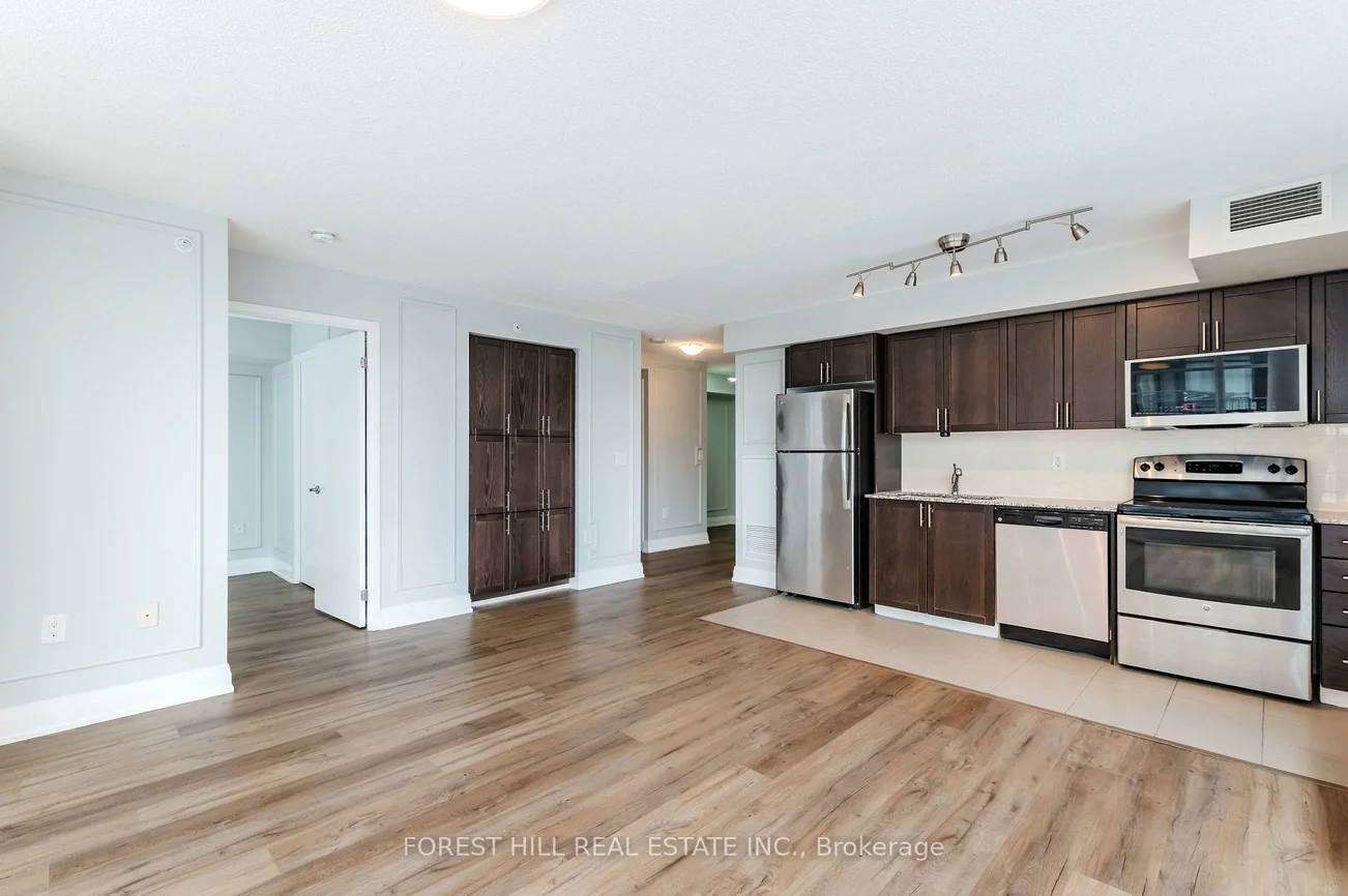830, Lawrence, Yorkdale-Glen Park, Toronto