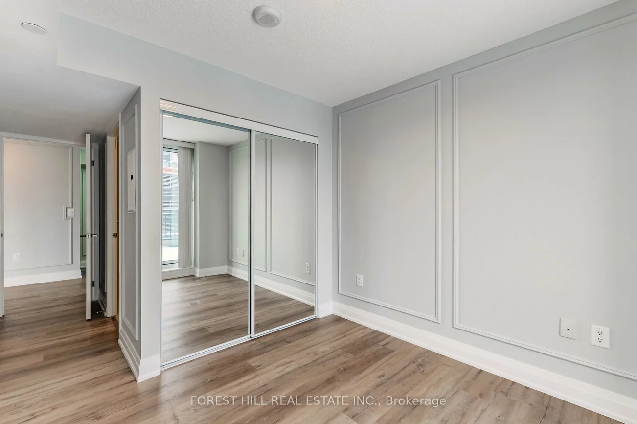 830, Lawrence, Yorkdale-Glen Park, Toronto