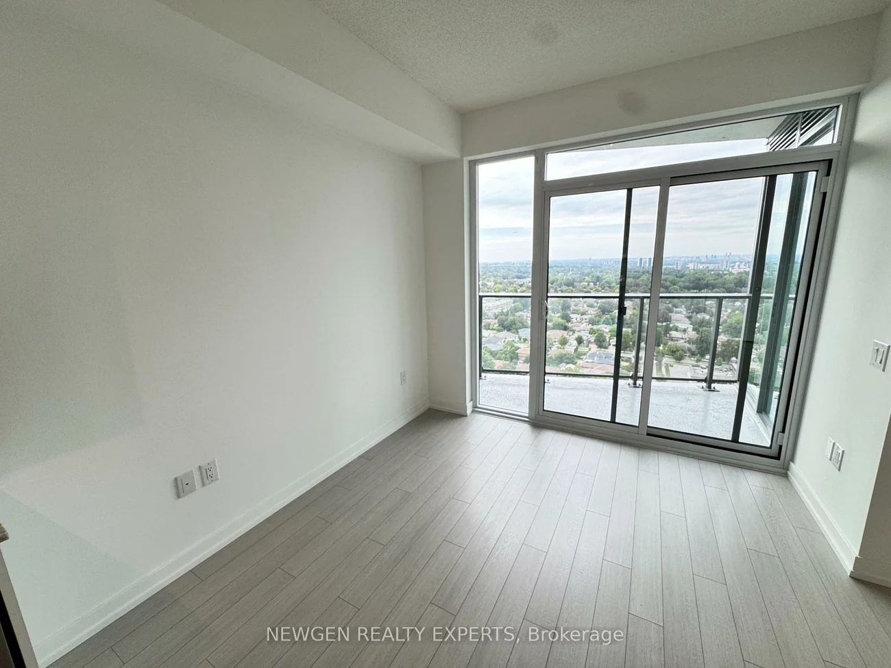 4010, Eglinton, Humber Heights, Toronto