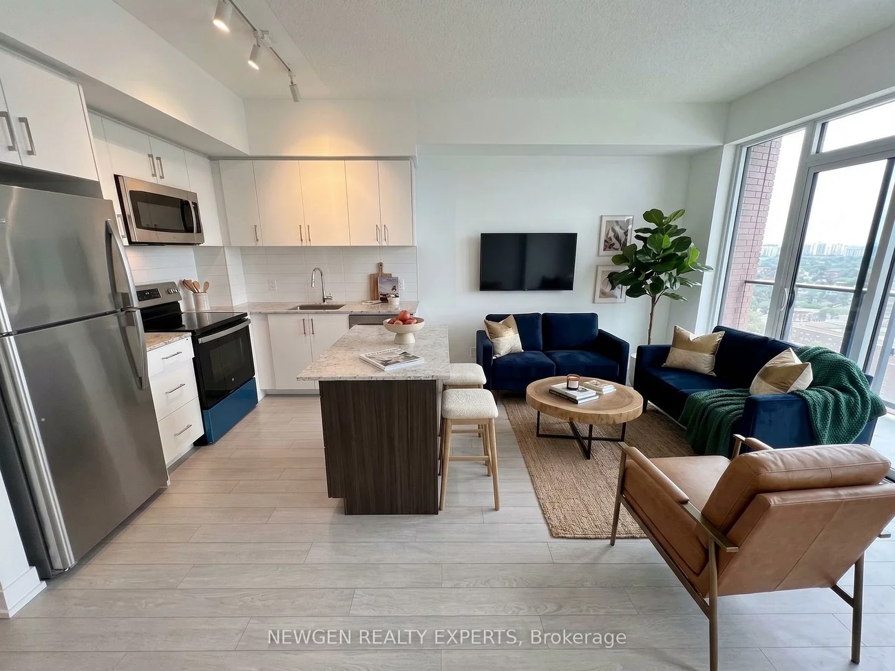 4010, Eglinton, Humber Heights, Toronto