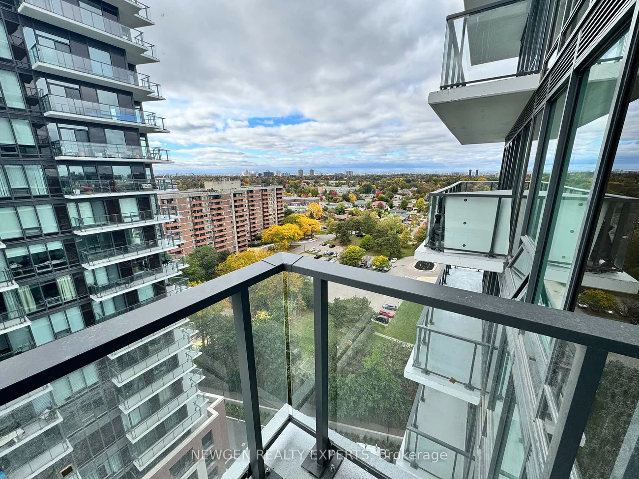 4010, Eglinton, Humber Heights, Toronto