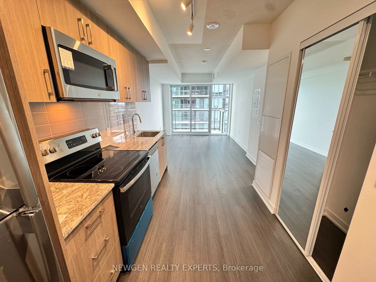 4010, Eglinton, Humber Heights, Toronto