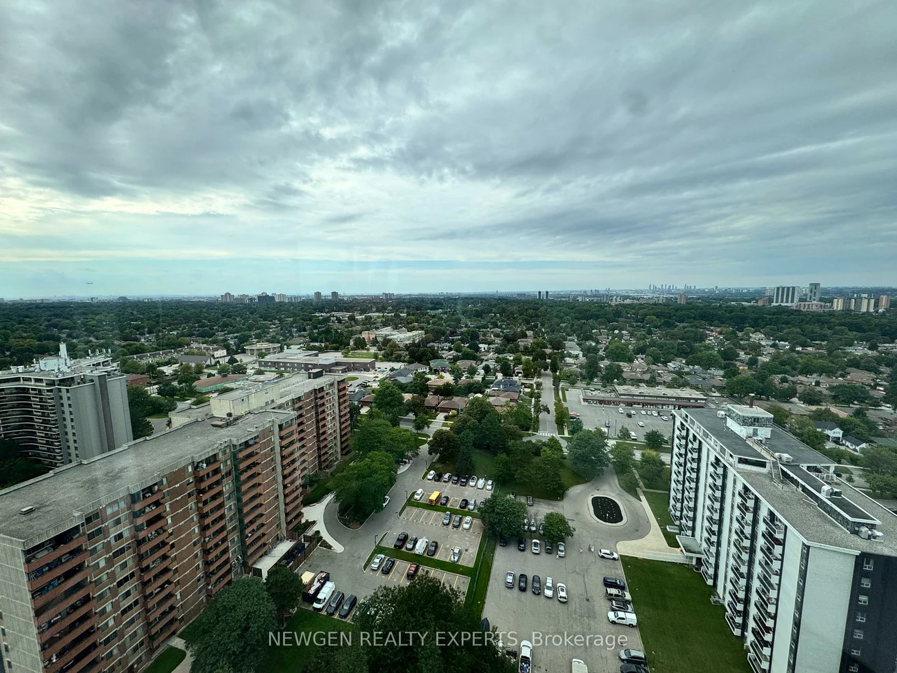 4010, Eglinton, Humber Heights, Toronto