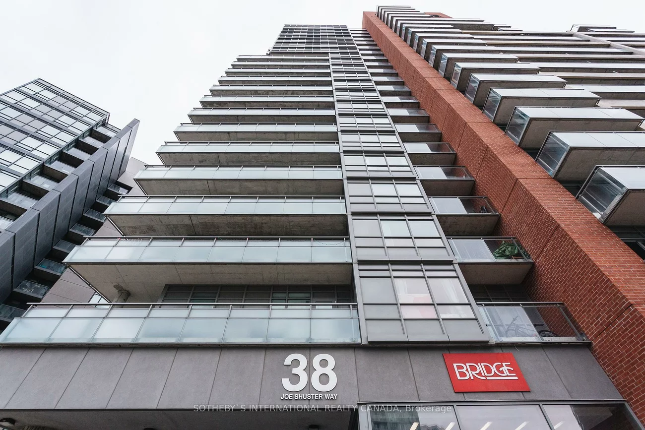 38, Joe Shuster, Niagara, Toronto