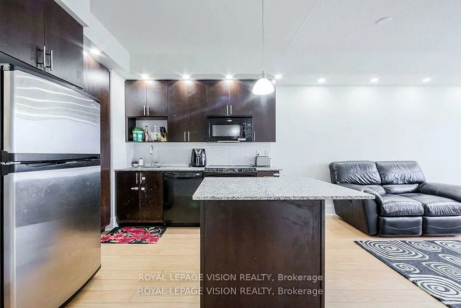 181, Wynford, Banbury-Don Mills, Toronto