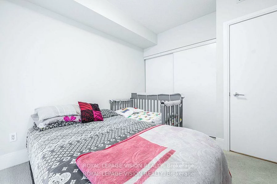 181, Wynford, Banbury-Don Mills, Toronto