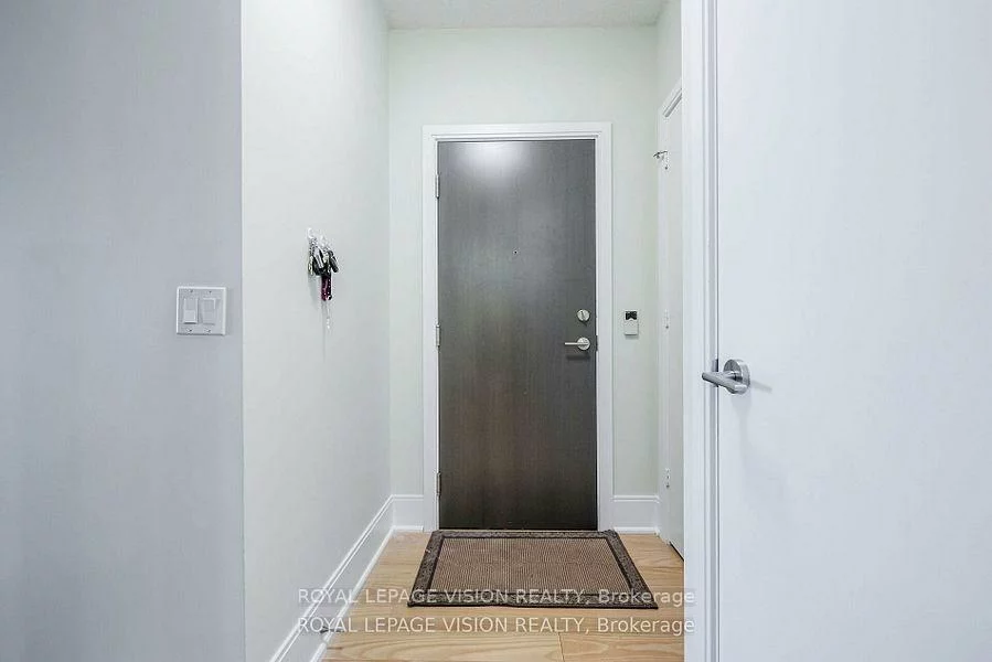 181, Wynford, Banbury-Don Mills, Toronto