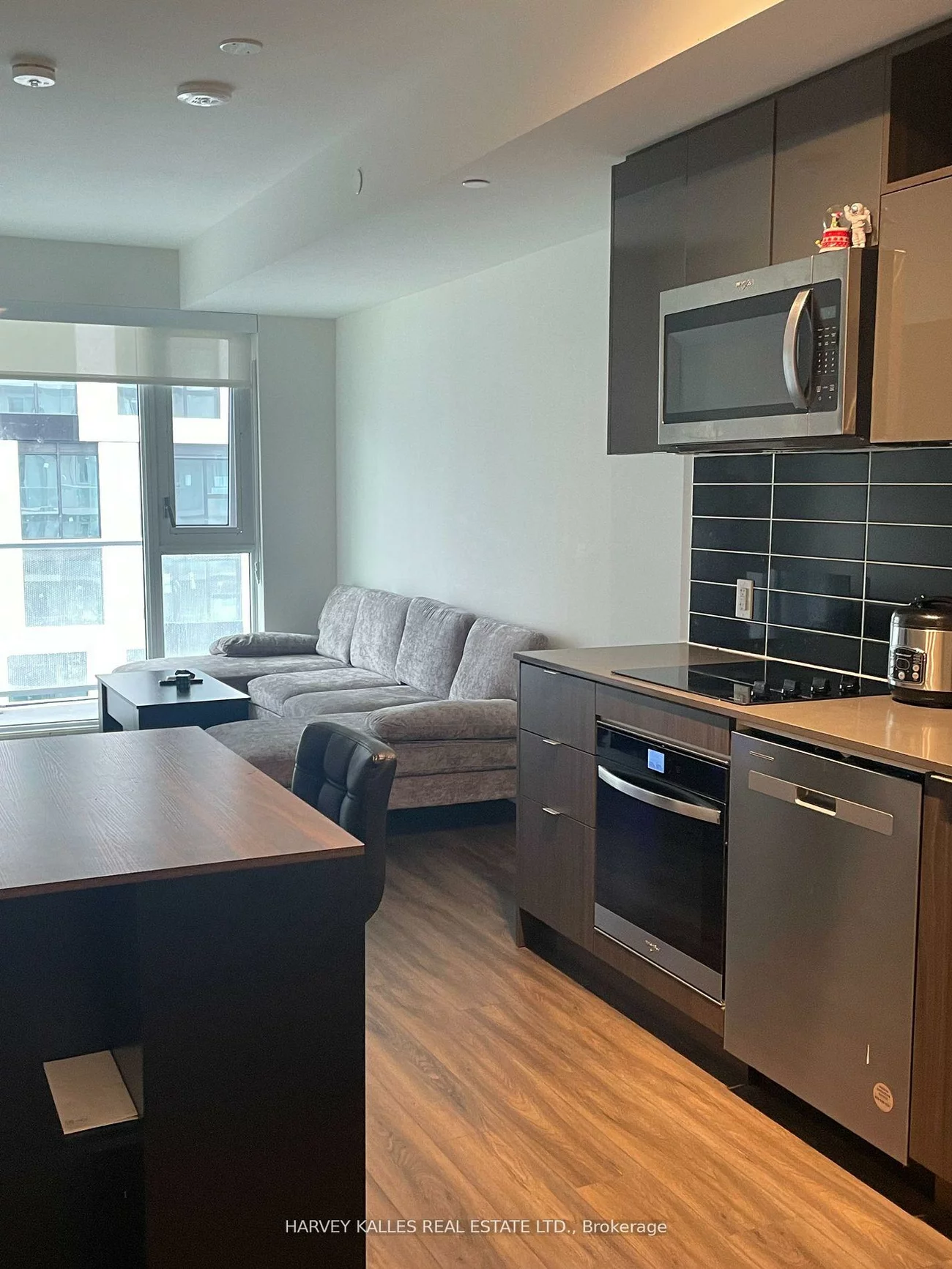 100, Dalhousie, Waterfront Communities C8, Toronto