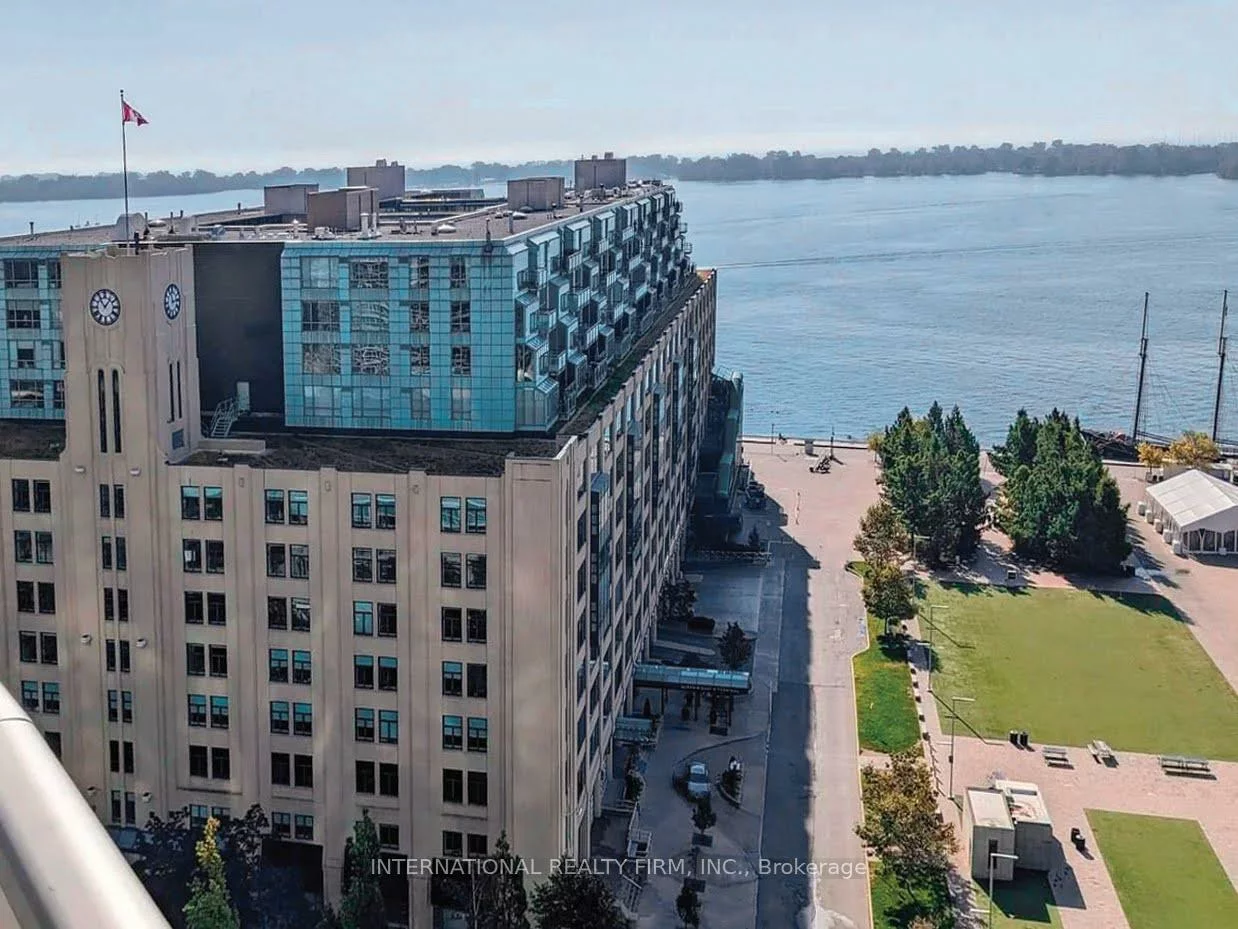 208, Queens, Waterfront Communities C1, Toronto