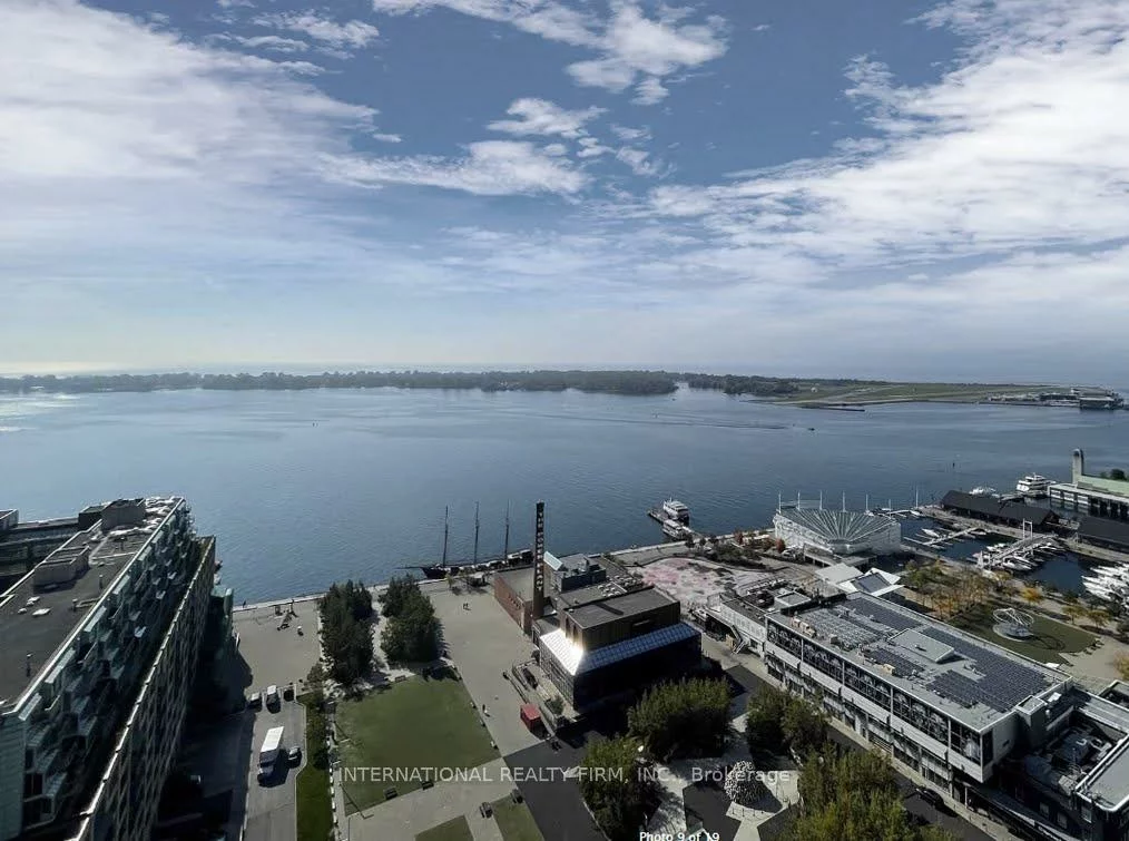 208, Queens, Waterfront Communities C1, Toronto