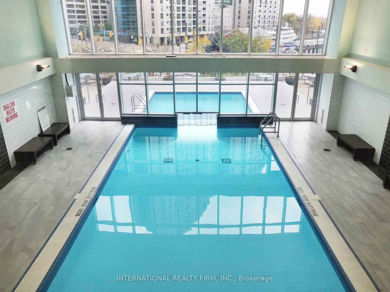 208, Queens, Waterfront Communities C1, Toronto