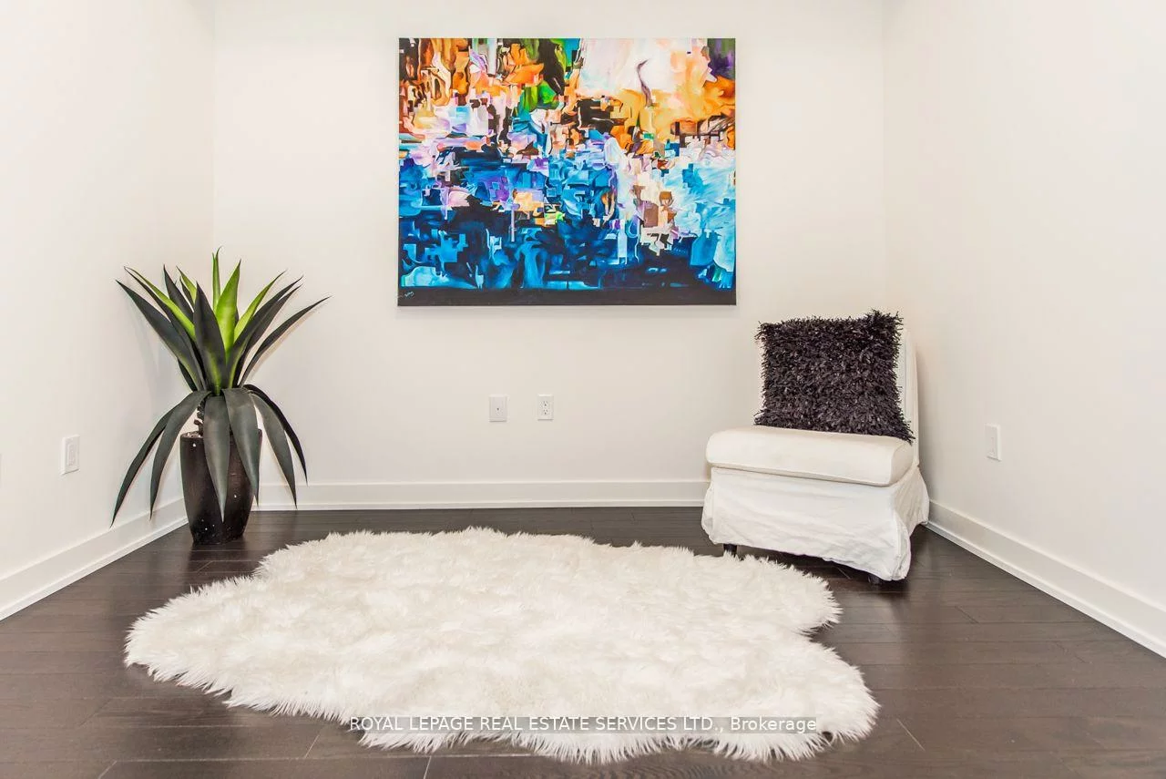330, Richmond, Waterfront Communities C1, Toronto