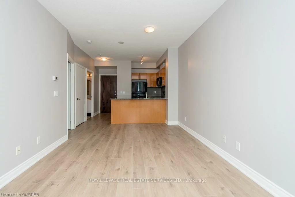 16, Yonge, Waterfront Communities C1, Toronto