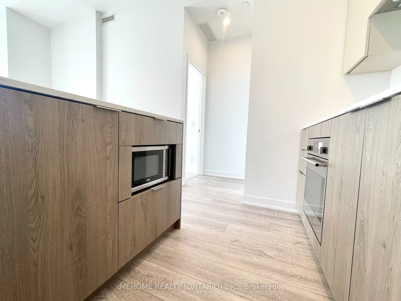 15, Holmes, Willowdale East, Toronto