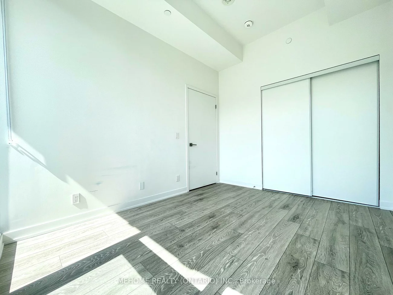 15, Holmes, Willowdale East, Toronto