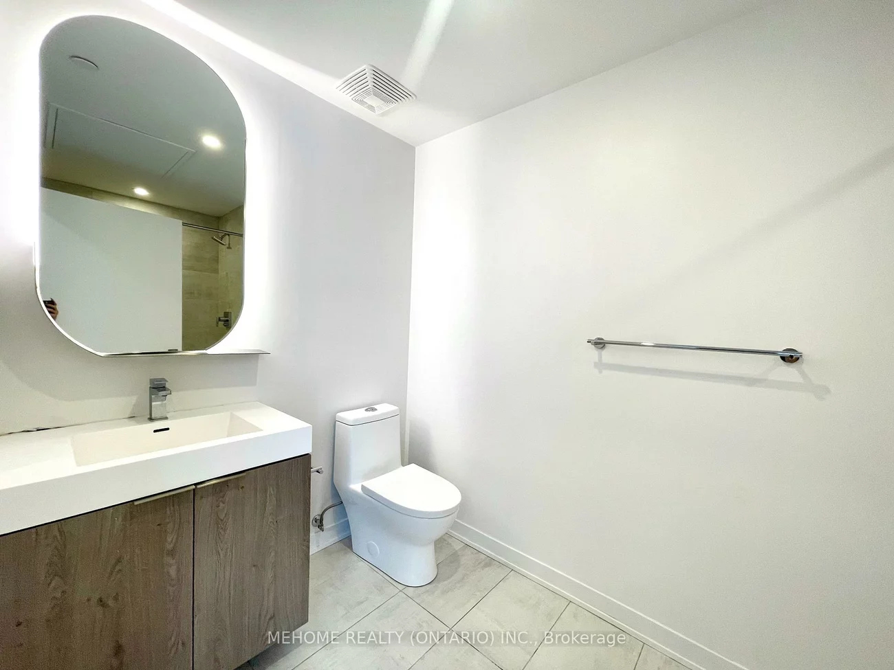 15, Holmes, Willowdale East, Toronto