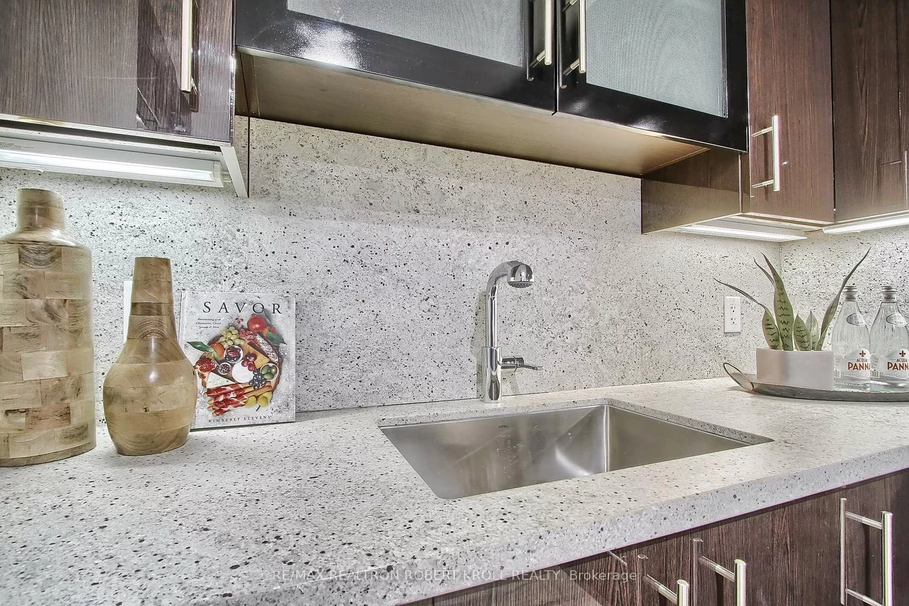 55A, Avenue, Annex, Toronto