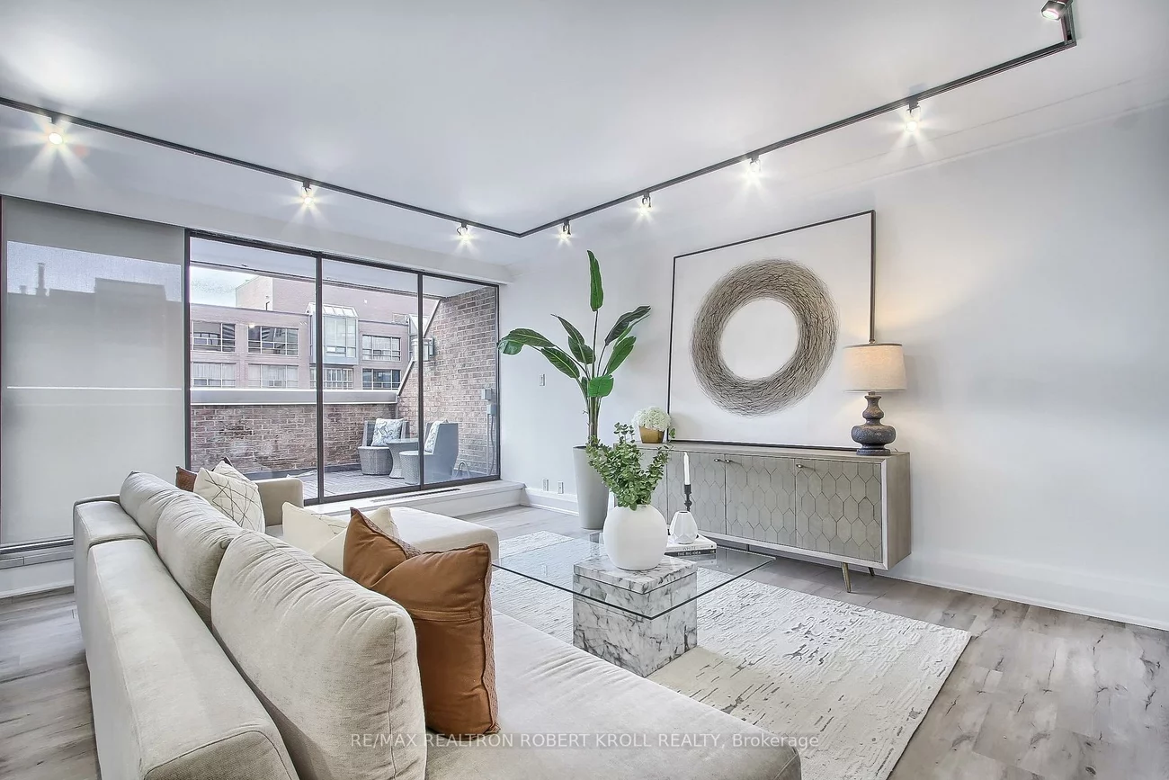 55A, Avenue, Annex, Toronto