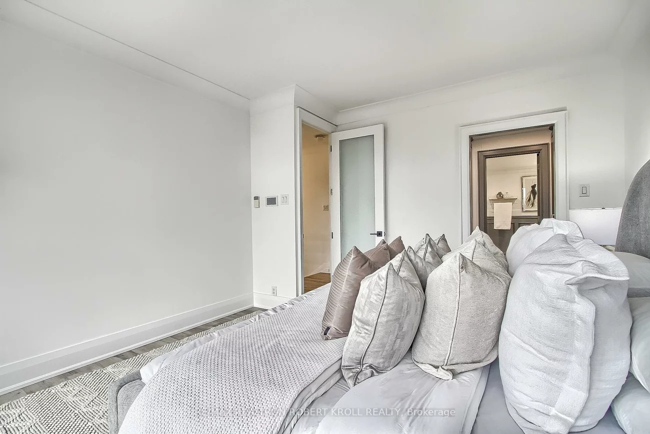 55A, Avenue, Annex, Toronto