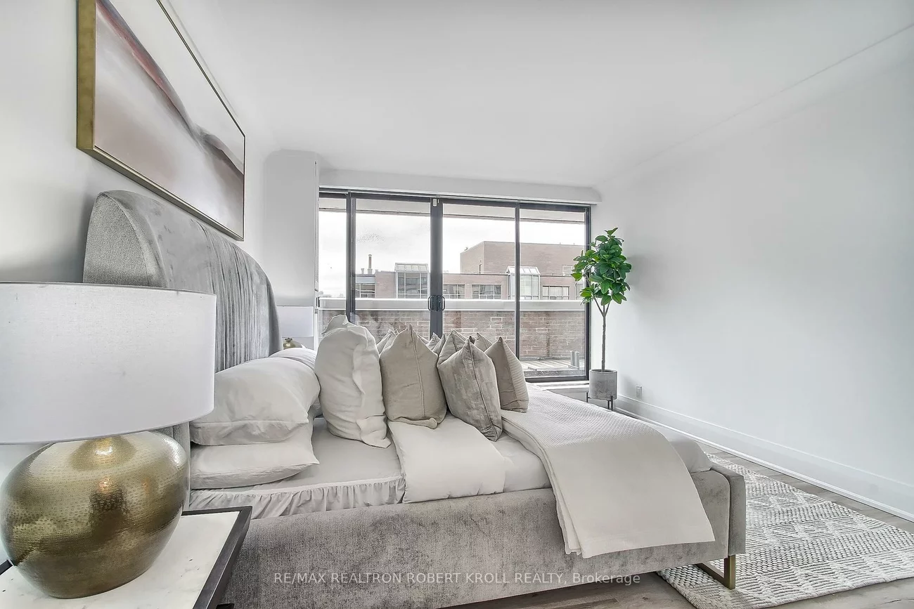 55A, Avenue, Annex, Toronto