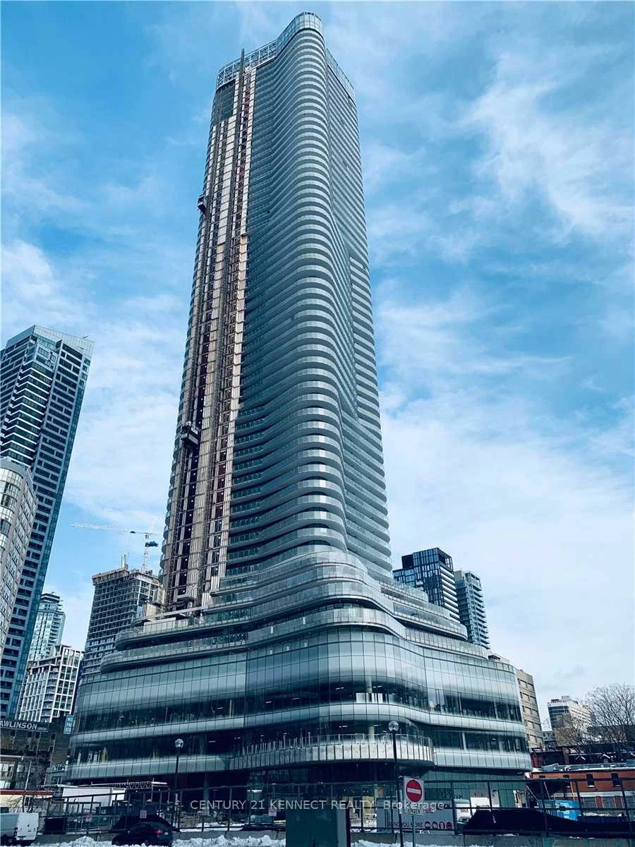 11, Wellesley, Bay Street Corridor, Toronto