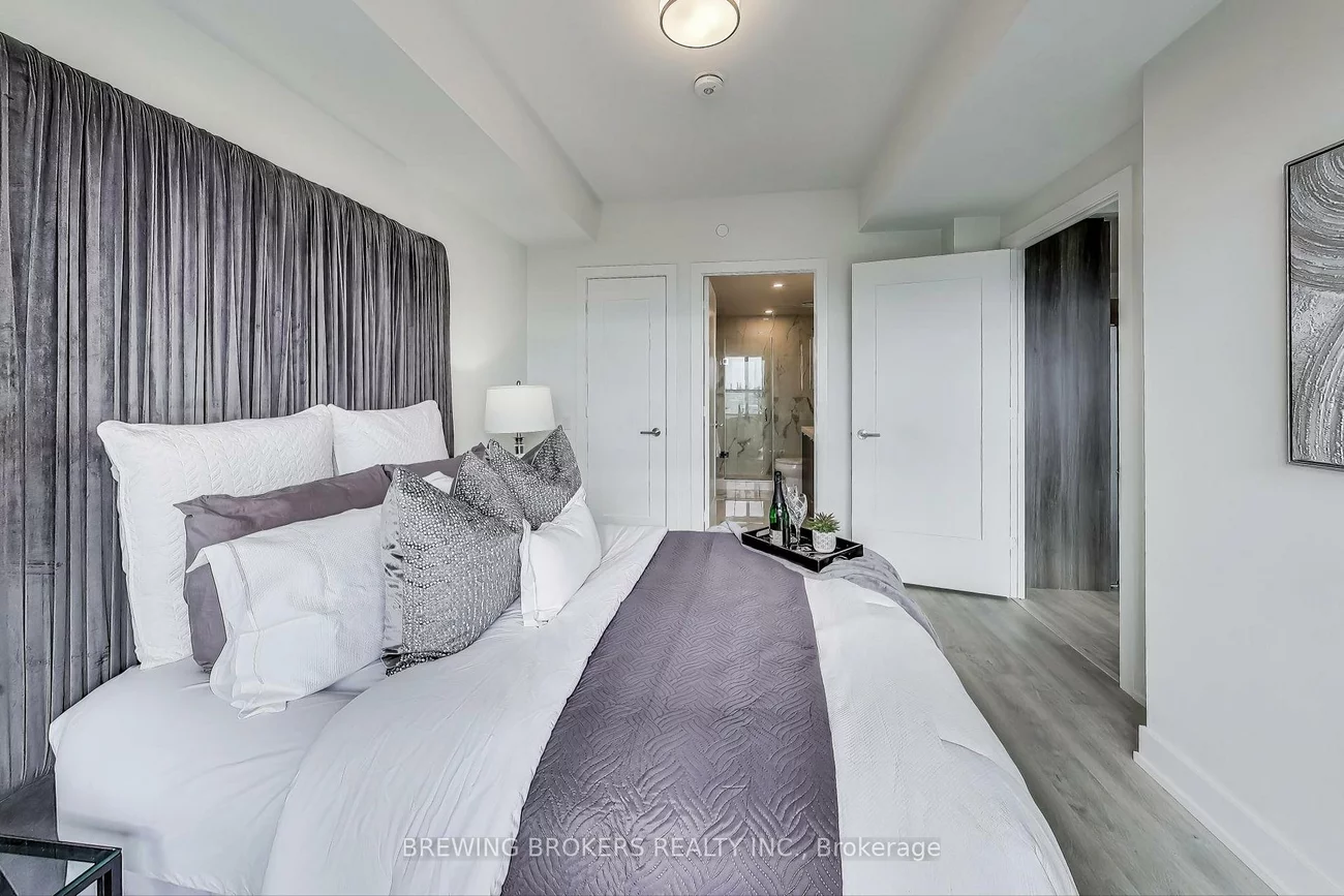20, Inn On The Park, Banbury-Don Mills, Toronto