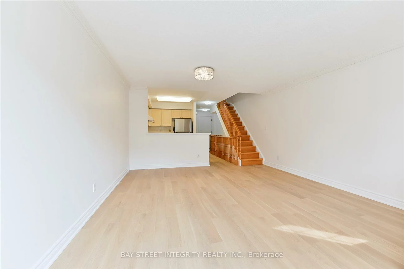 506, Grandview, Willowdale East, Toronto