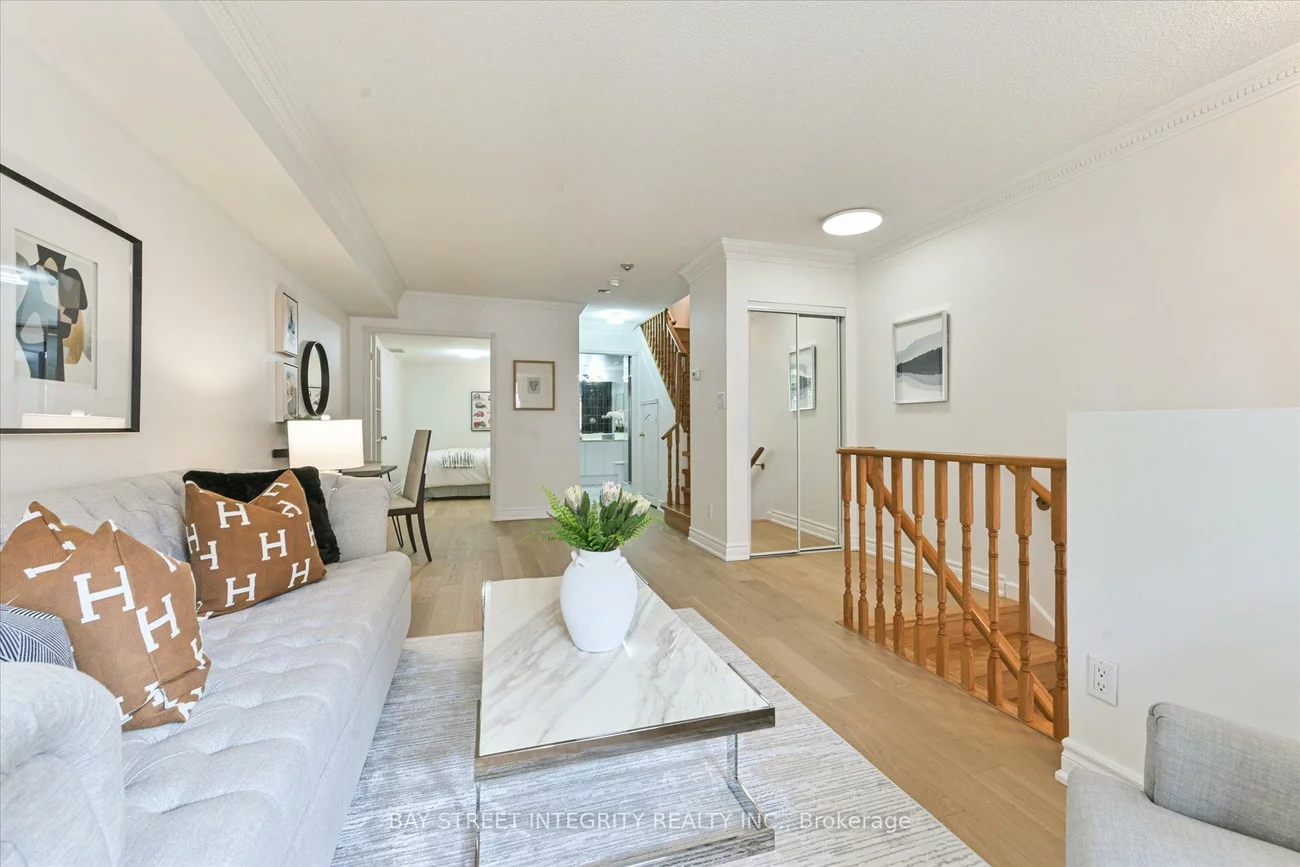 506, Grandview, Willowdale East, Toronto