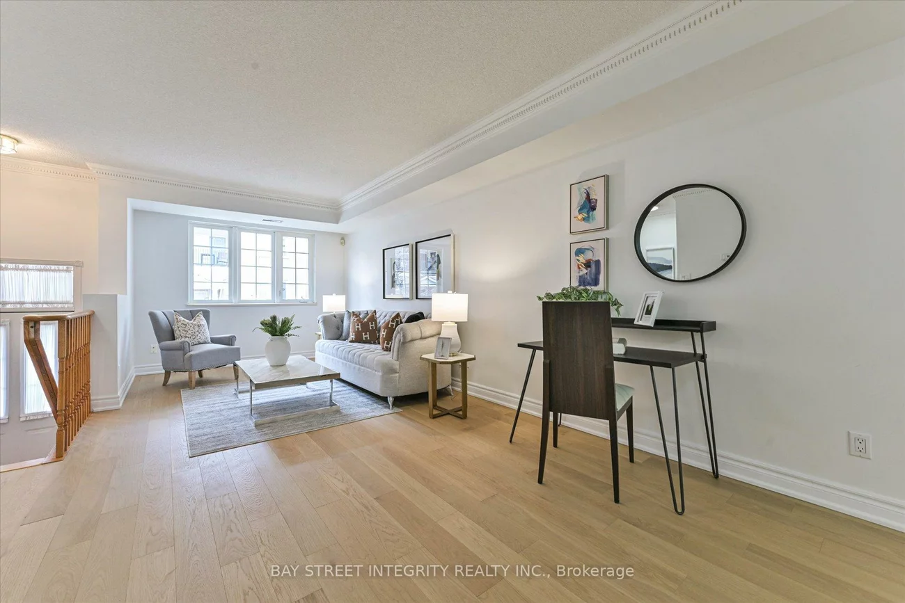 506, Grandview, Willowdale East, Toronto