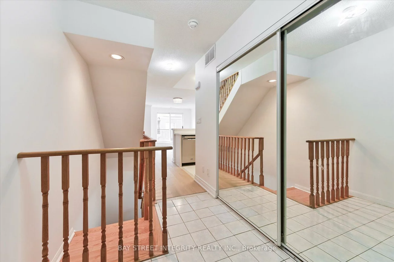 506, Grandview, Willowdale East, Toronto