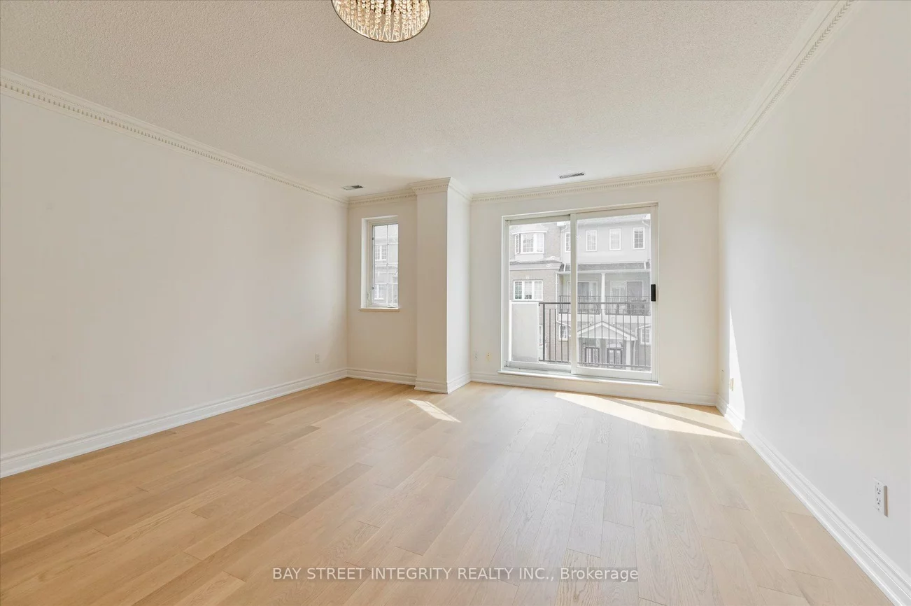 506, Grandview, Willowdale East, Toronto