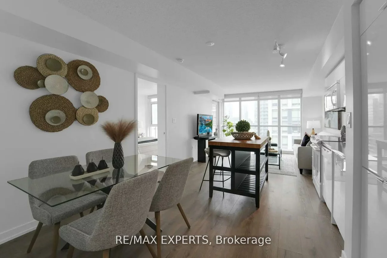 151, Dan Leckie, Waterfront Communities C1, Toronto