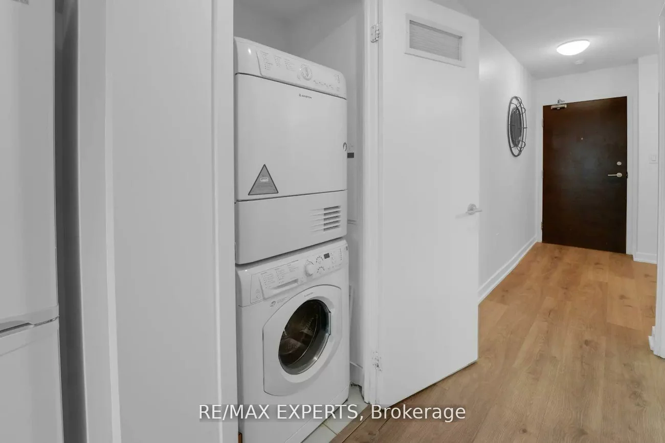 151, Dan Leckie, Waterfront Communities C1, Toronto