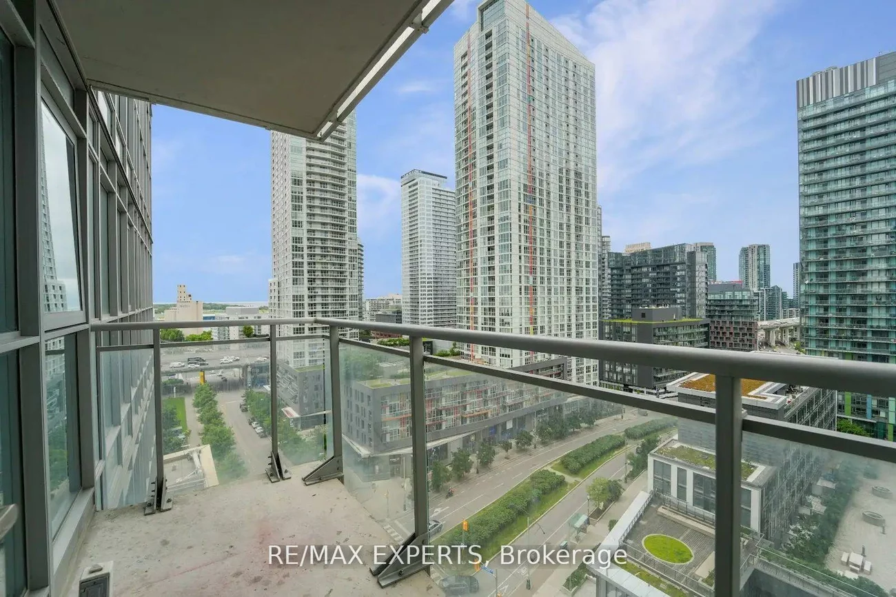 151, Dan Leckie, Waterfront Communities C1, Toronto