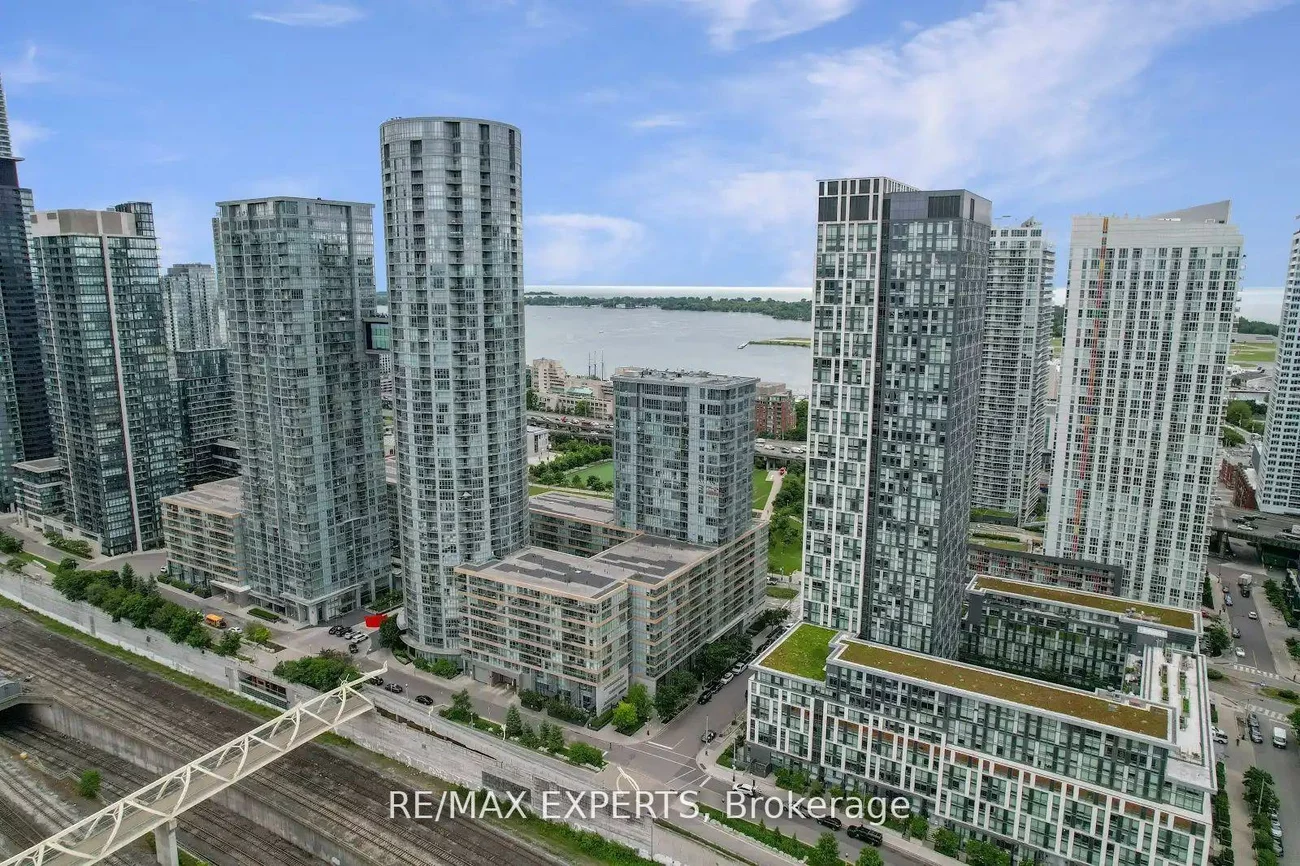 151, Dan Leckie, Waterfront Communities C1, Toronto