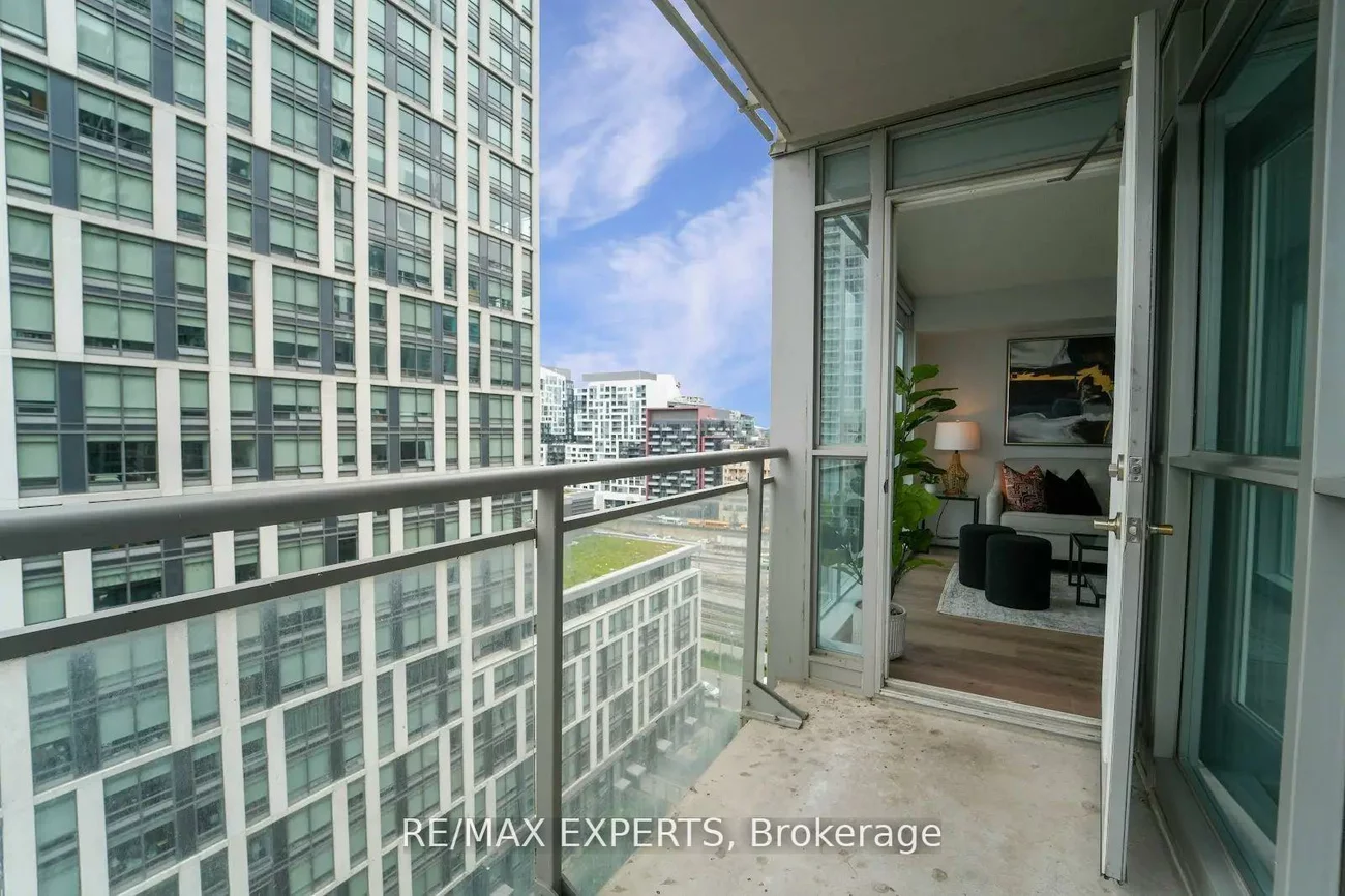 151, Dan Leckie, Waterfront Communities C1, Toronto