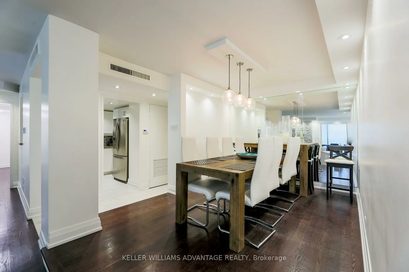 70, Montclair, Forest Hill South, Toronto
