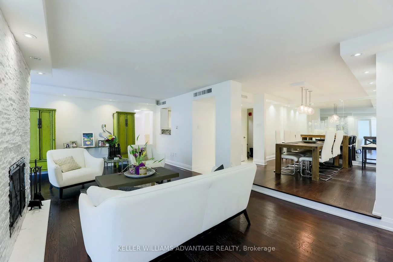 70, Montclair, Forest Hill South, Toronto