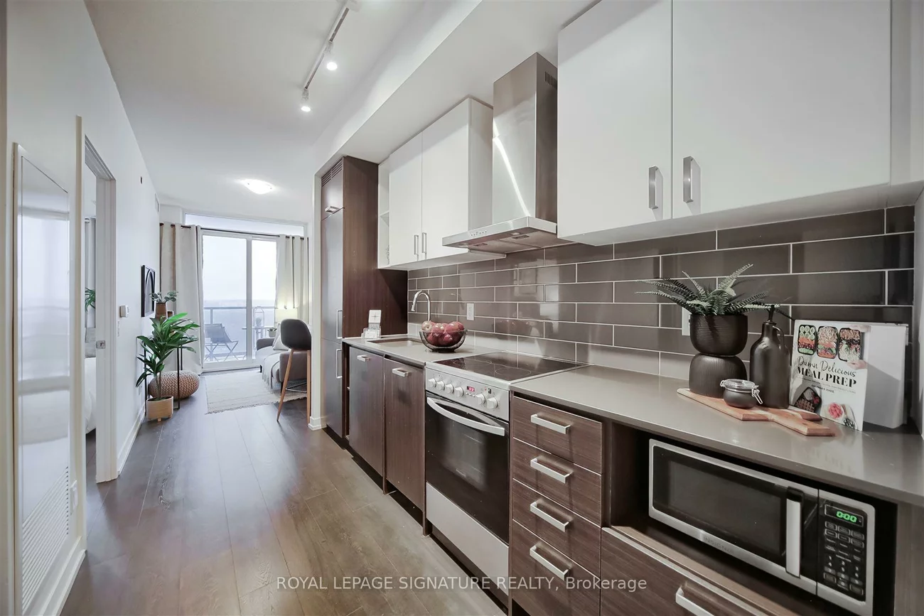 125, Redpath, Mount Pleasant West, Toronto