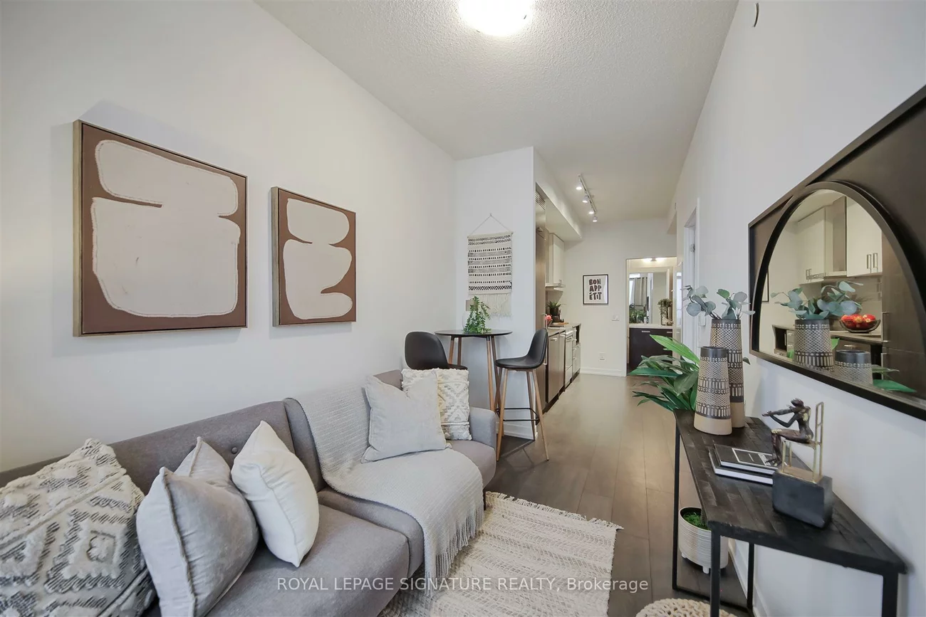 125, Redpath, Mount Pleasant West, Toronto
