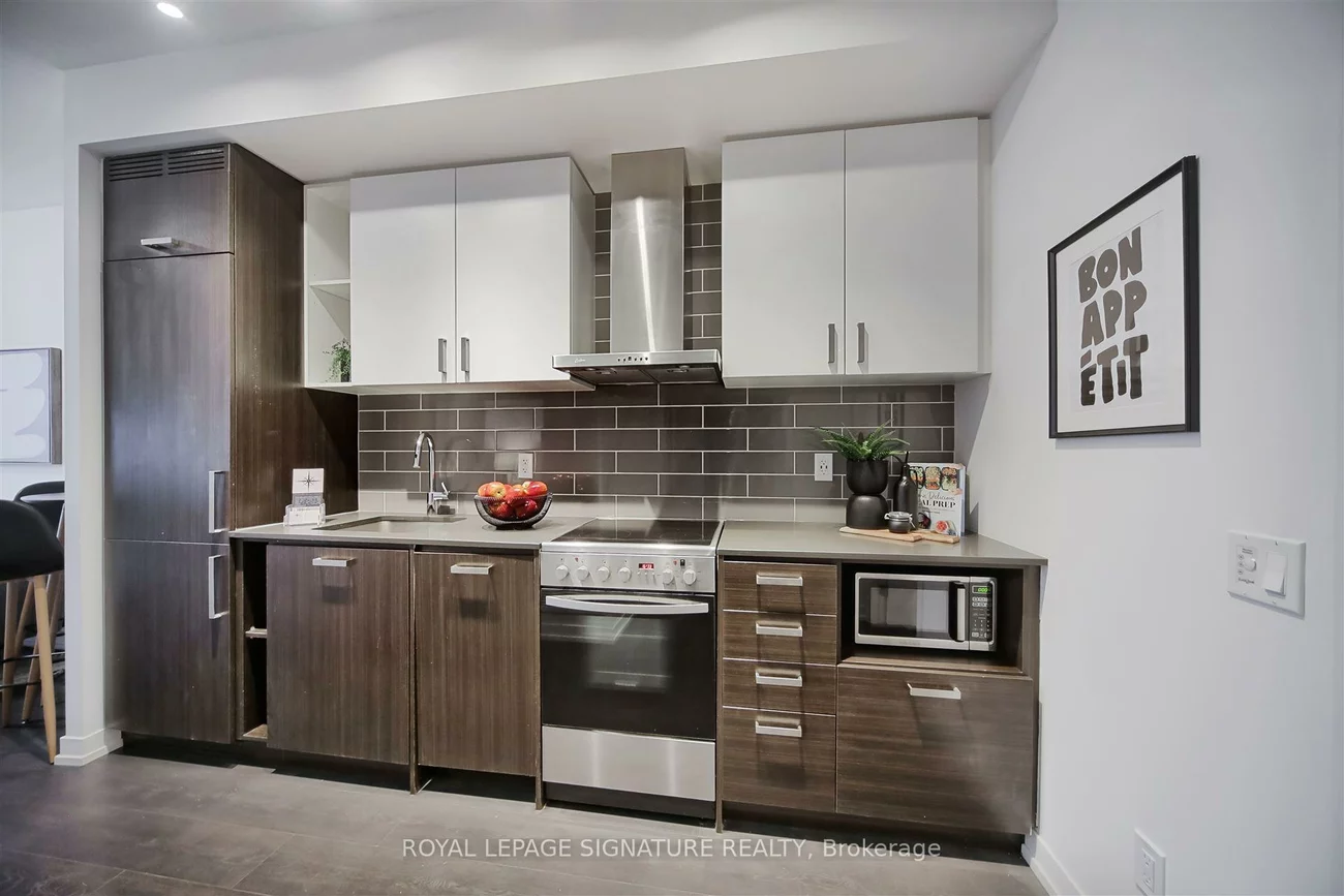 125, Redpath, Mount Pleasant West, Toronto