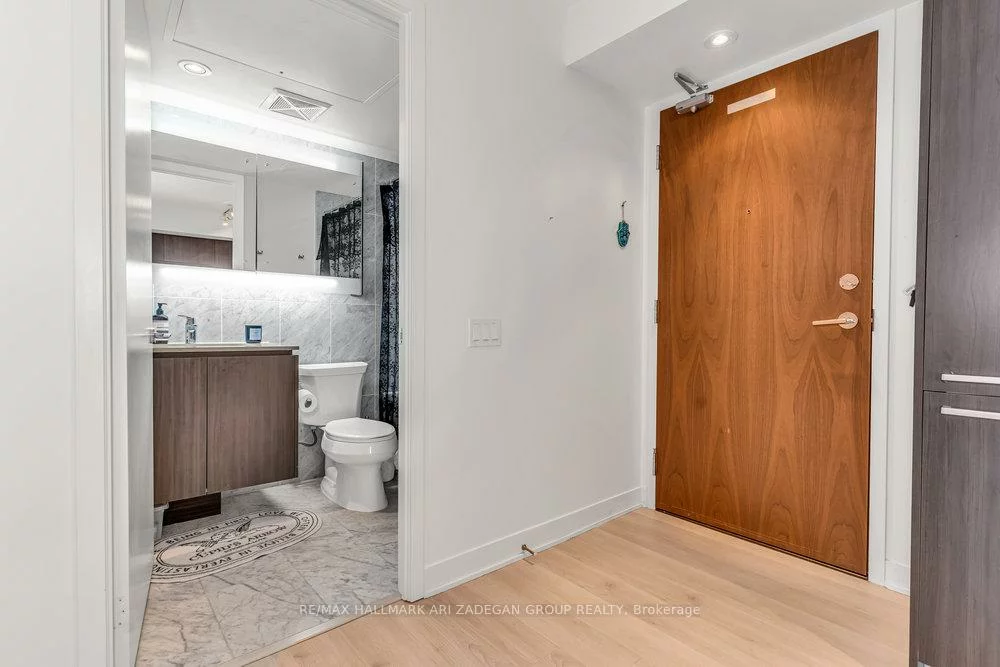 70, Queens Wharf, Waterfront Communities C1, Toronto