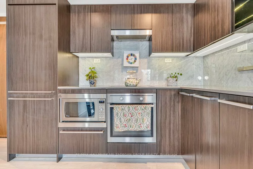 70, Queens Wharf, Waterfront Communities C1, Toronto