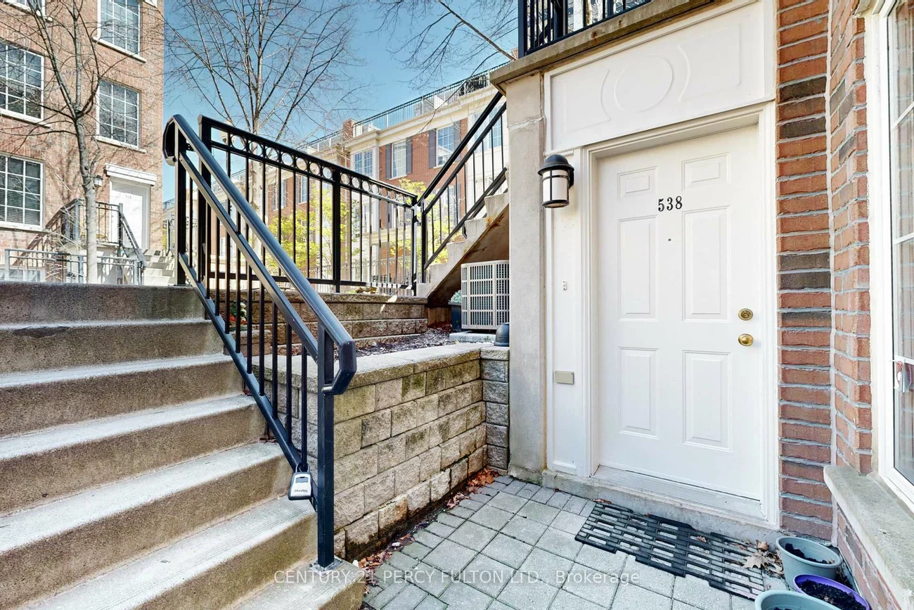 3, Everson, Willowdale East, Toronto