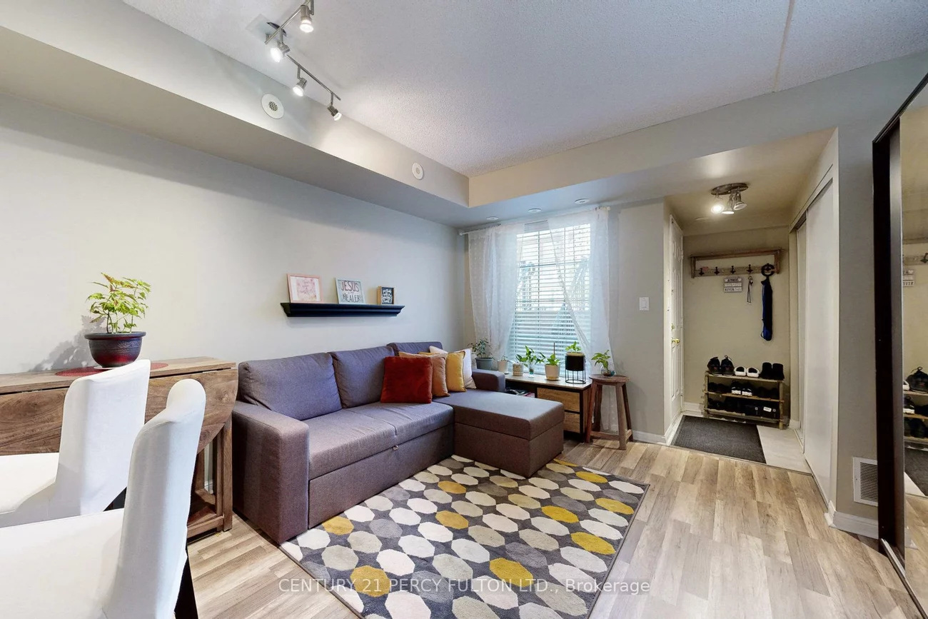 3, Everson, Willowdale East, Toronto
