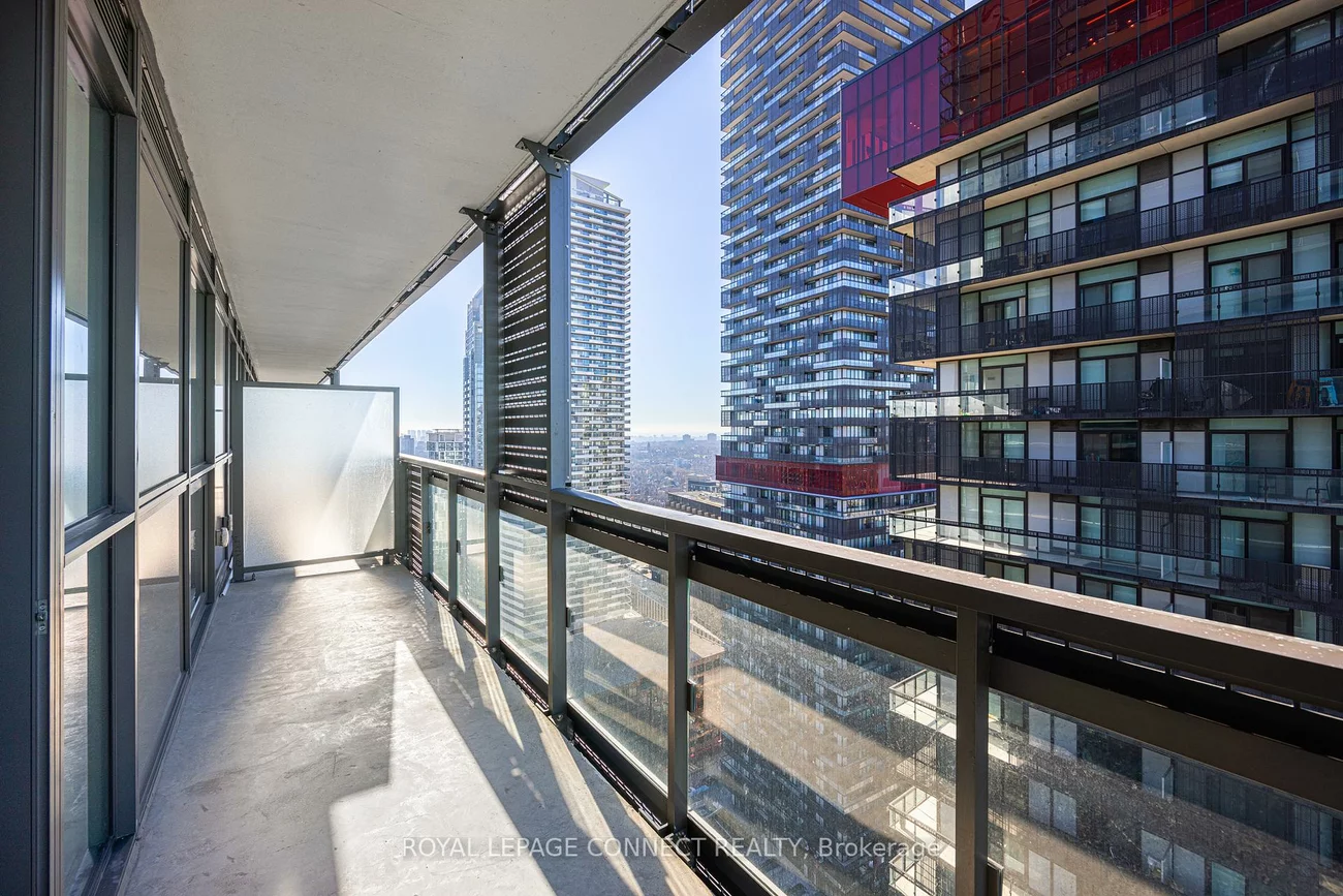 39, Roehampton, Mount Pleasant West, Toronto