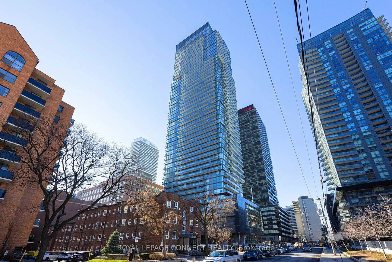 39, Roehampton, Mount Pleasant West, Toronto